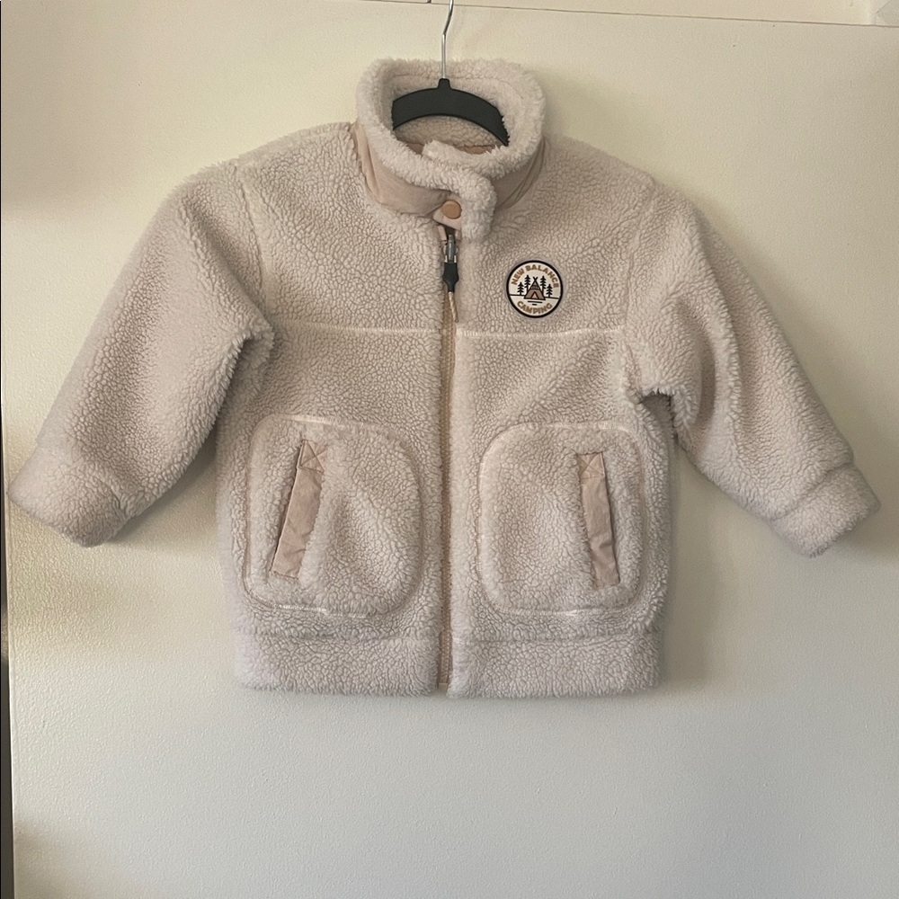 NEW BALANCE|Reversible Cream Cozy Sherpa Jacket| Kids size 4T| EUC